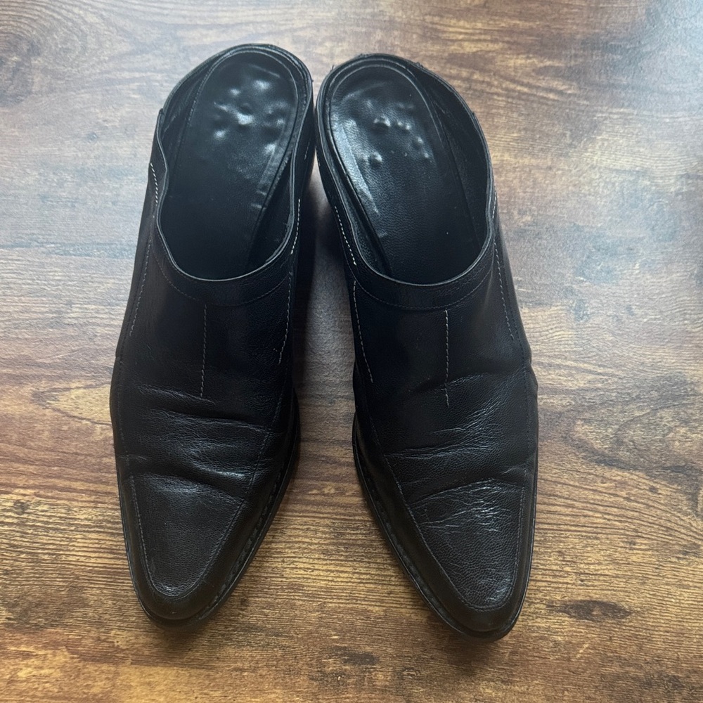 Joan & David Black Leather Women's Slippers